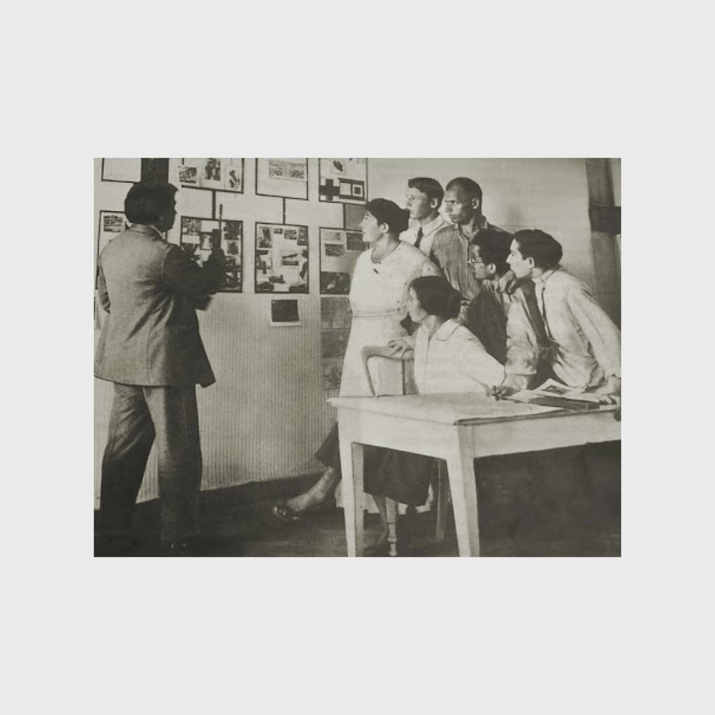 Kazimir Malevich at GINKhUK, 1925