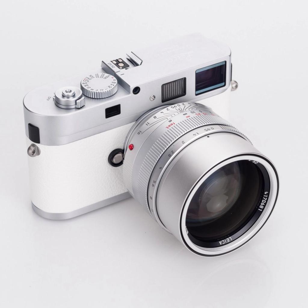 minimalism in Leica design