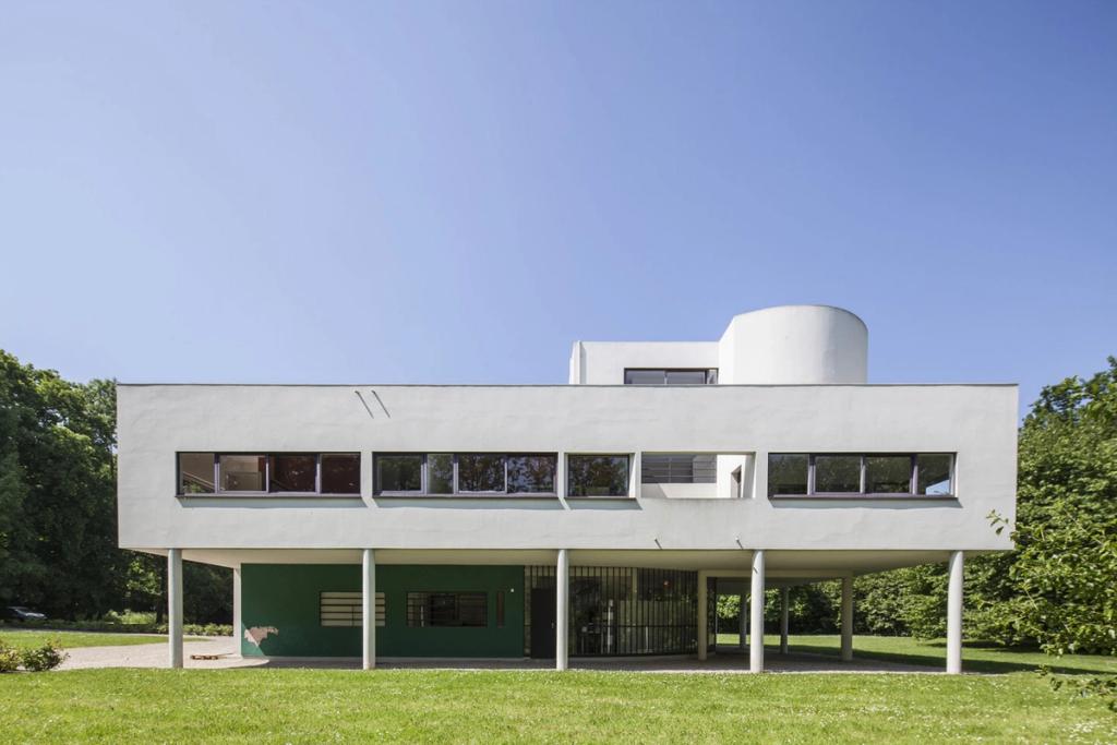 Villa Savoye, ribbon windows and a green base beneath the white volume