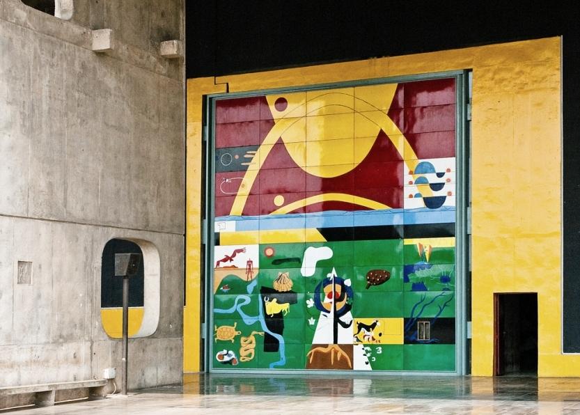 A coloured enamel panel on the gates in the interior of the Palace of the Assembly