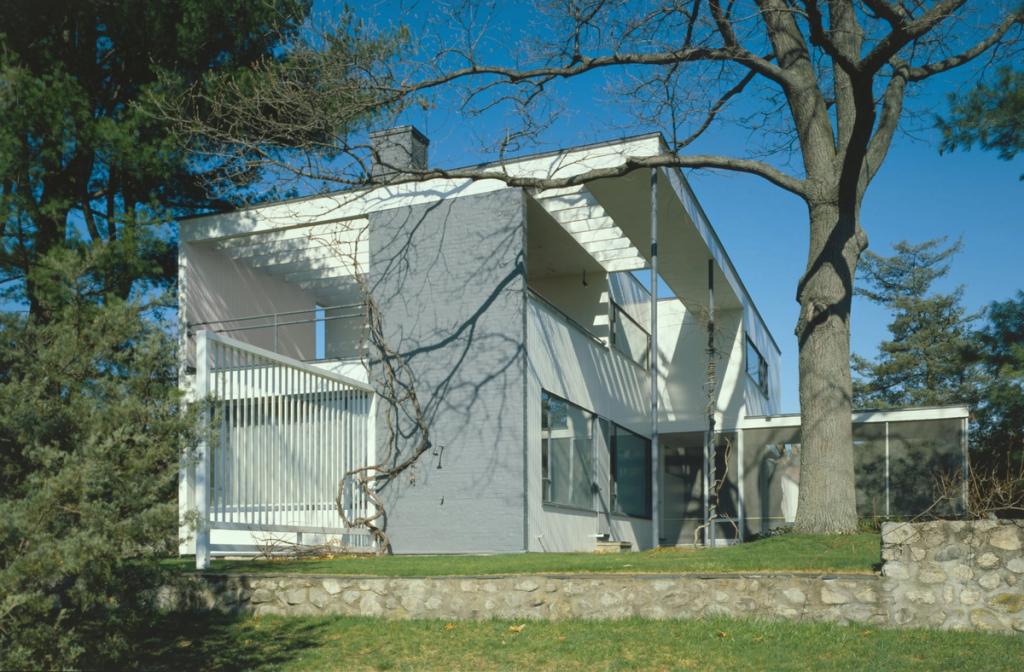 Architects' houses: the Gropius House