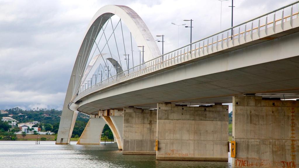 The Juscelino Kubitschek Bridge in Brazil, with its inclined arches over Lake Paranoá, seen from the side