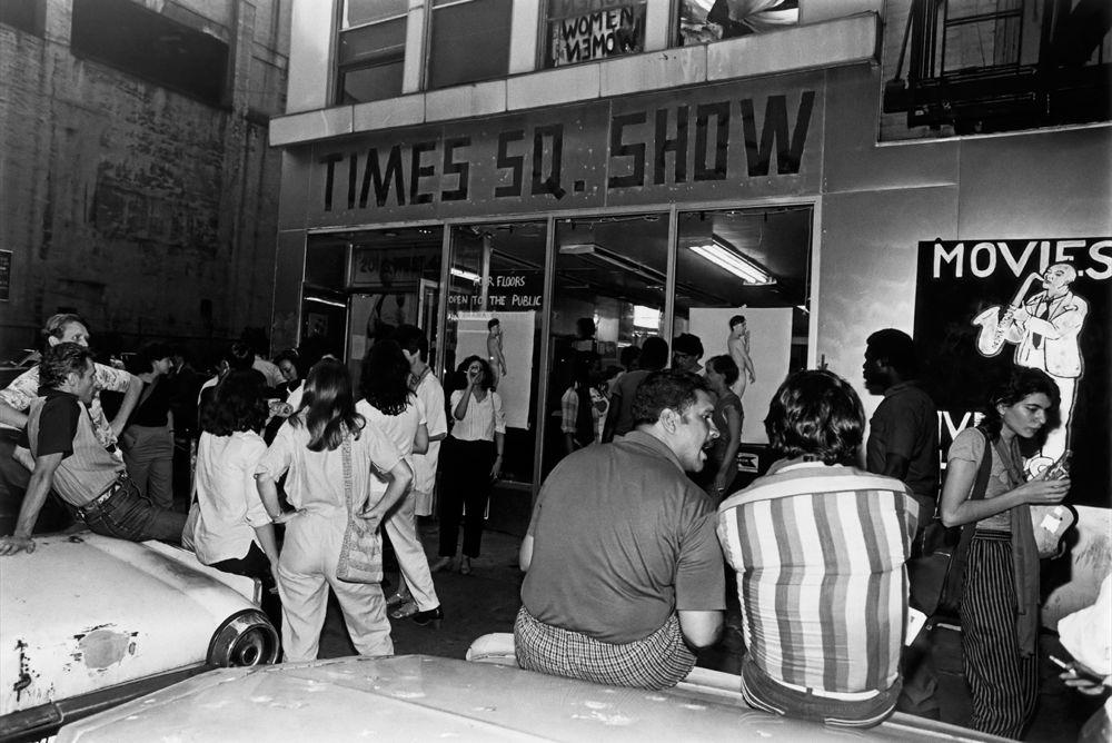 Entrance to the Times Square Show