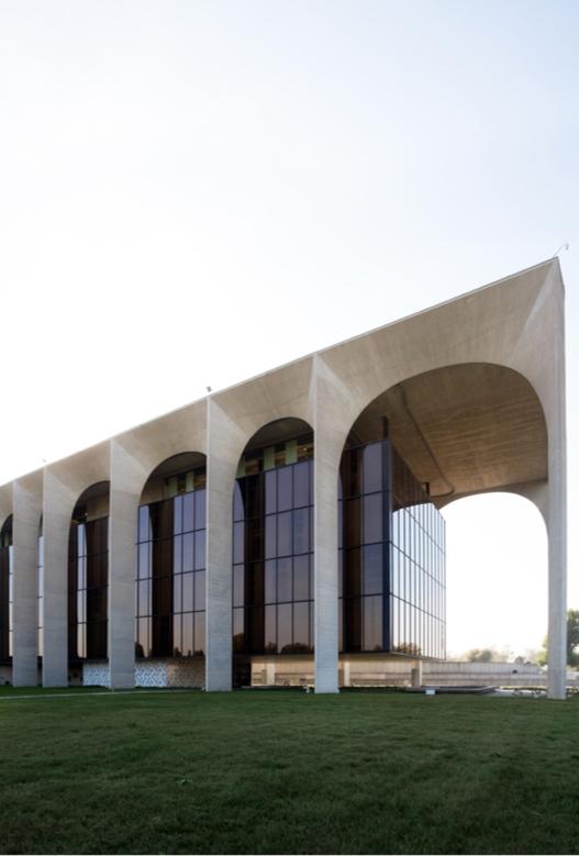 The Mondadori publishing house in Milan, a row of concrete arches of varying widths