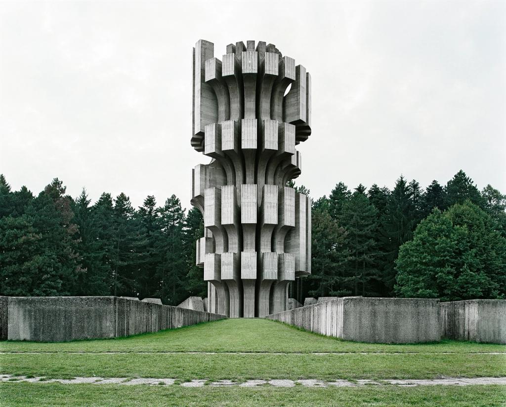 Brutalism, monuments