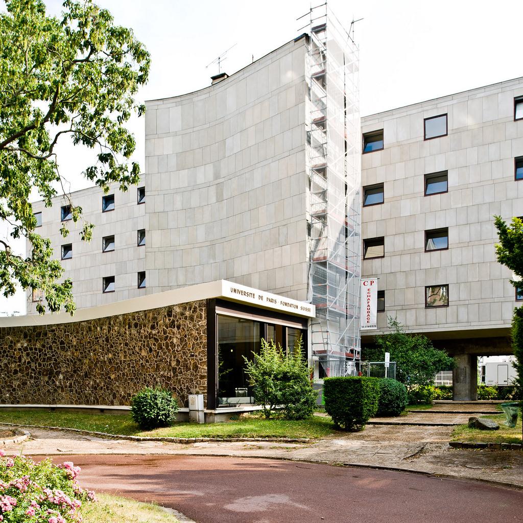 The Brazil House in the Paris university campus, a concrete and stone volume on pilotis