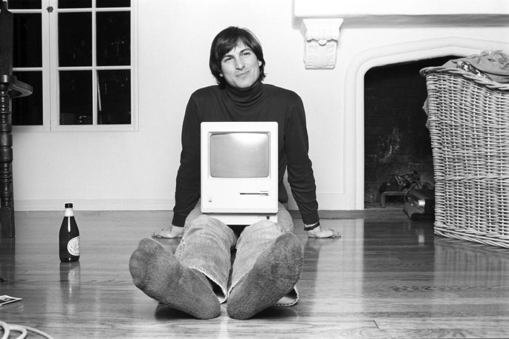 Steve Jobs and The Macintosh, 1984