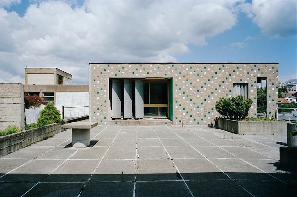 Rooftop of the Unité d'Habitation in Marseille, with a mosaic pavilion and a concrete terrace