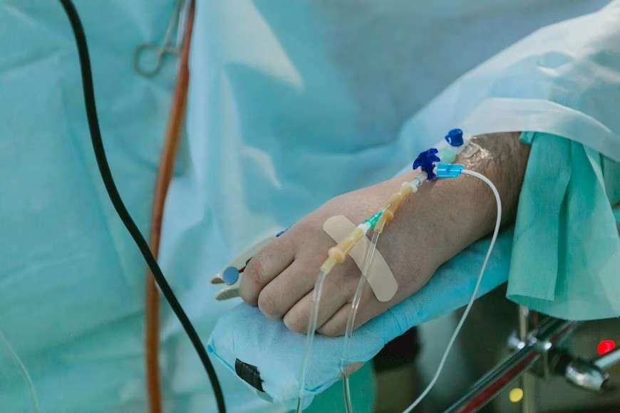 Featured image for: Leukemia Symptoms: How to Detect Early Warning Signs