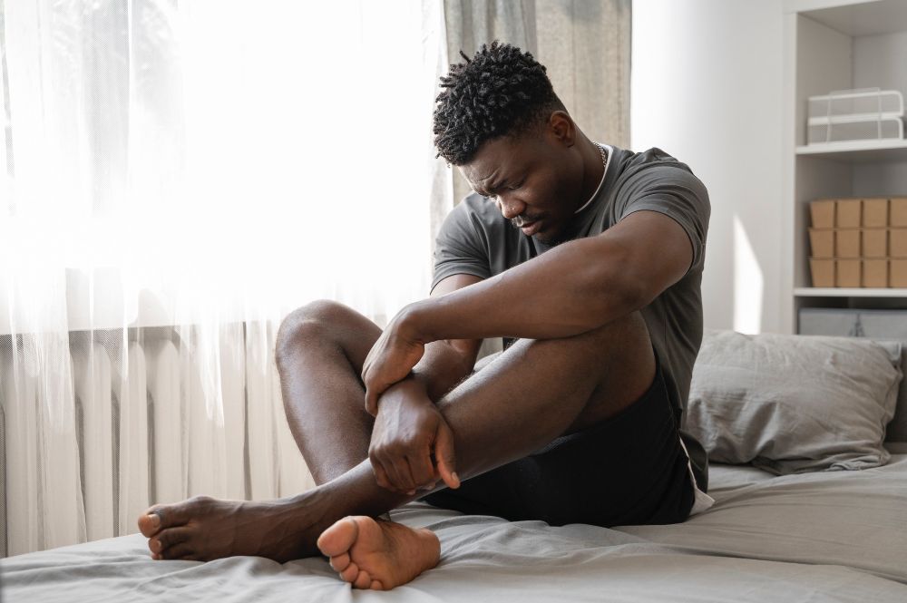 Featured image for: Painful Urination in Men: Gonorrhea vs UTI Symptoms