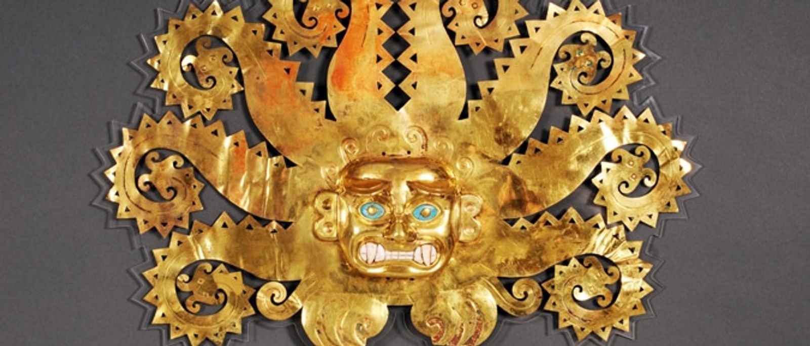 Peru: Kingdoms of the Sun and the Moon exhibit, Seattle Art Museum