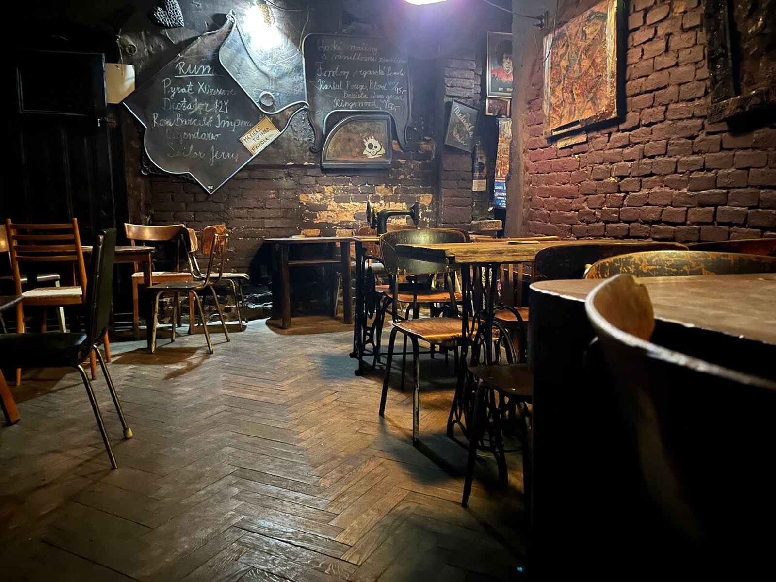 Kavárna a bar Traubka – fotografie