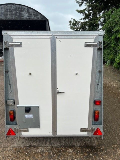 2019 - BV84 SINGLE AXLE - 5FT HEADROOM