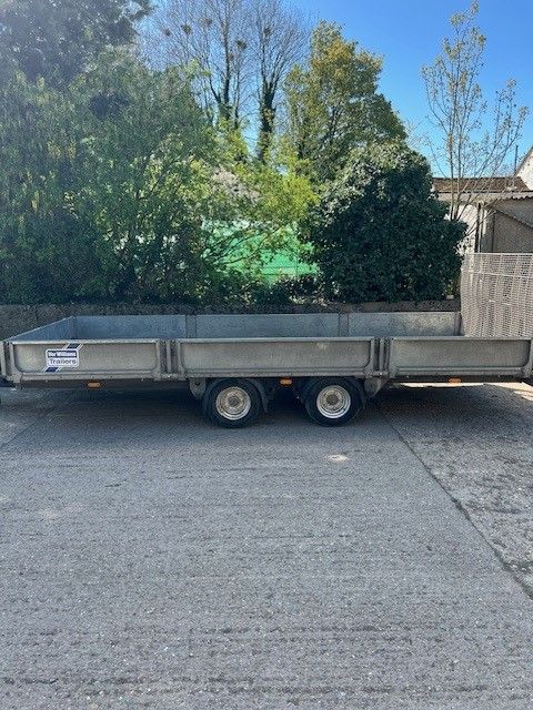 2015 - TB5021-352 - 16 X 6'8 - TILTBED