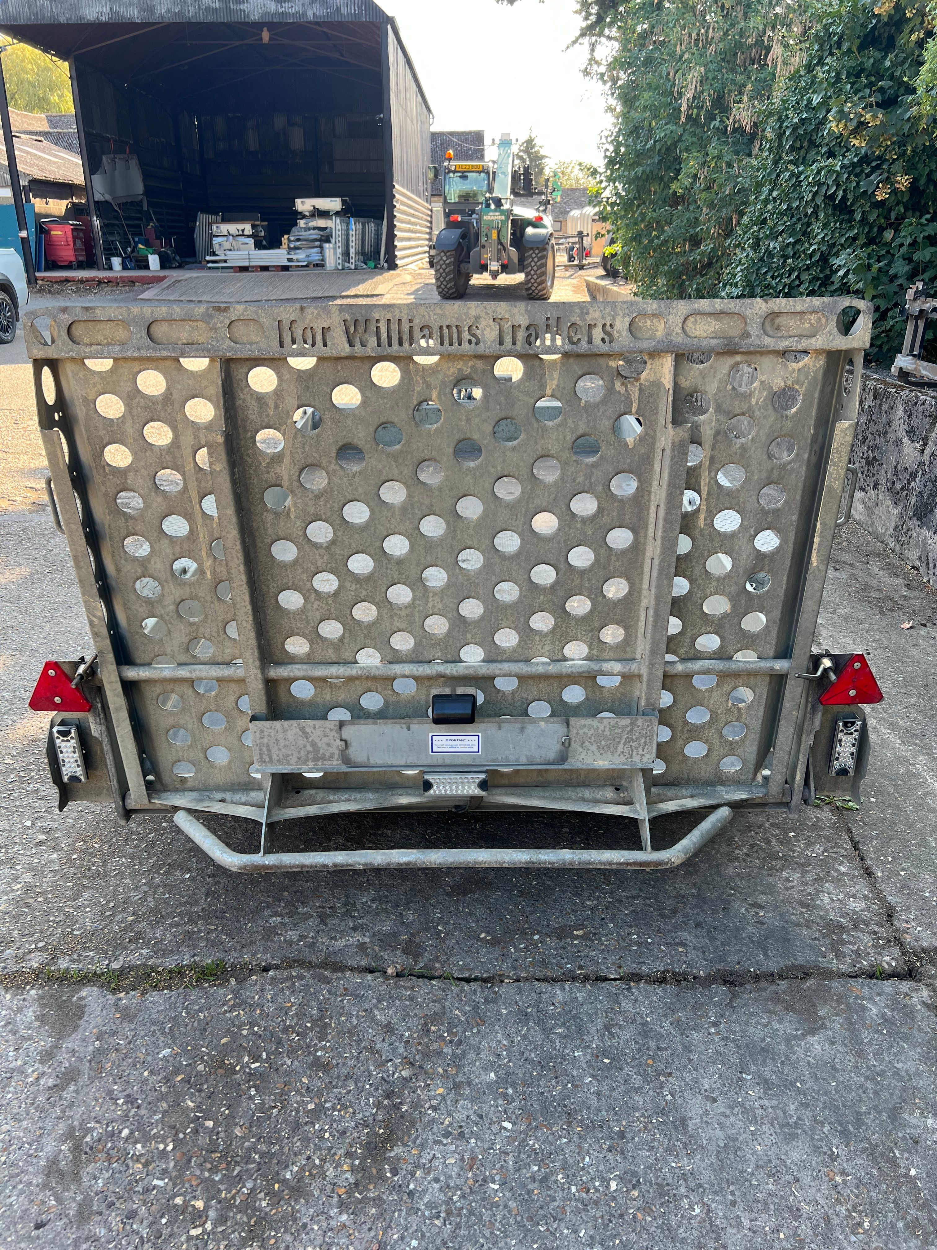 2023 - GH1054 BT - 10 X 5'4
