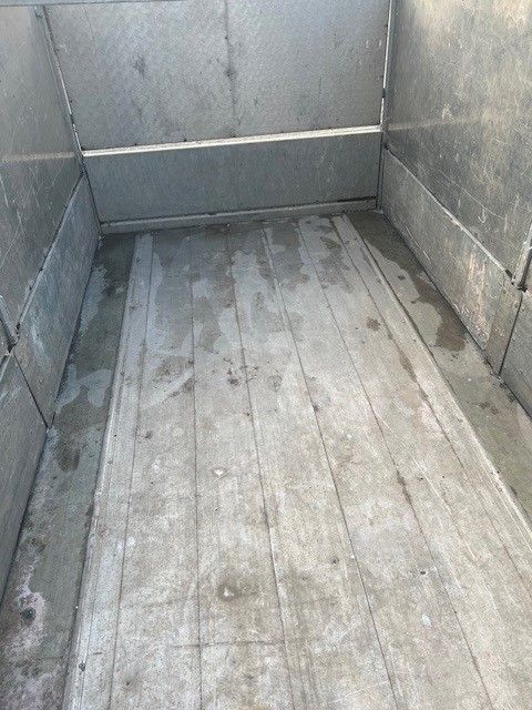 2022 - TT3017 - 10 X 5'6 - TIPPER