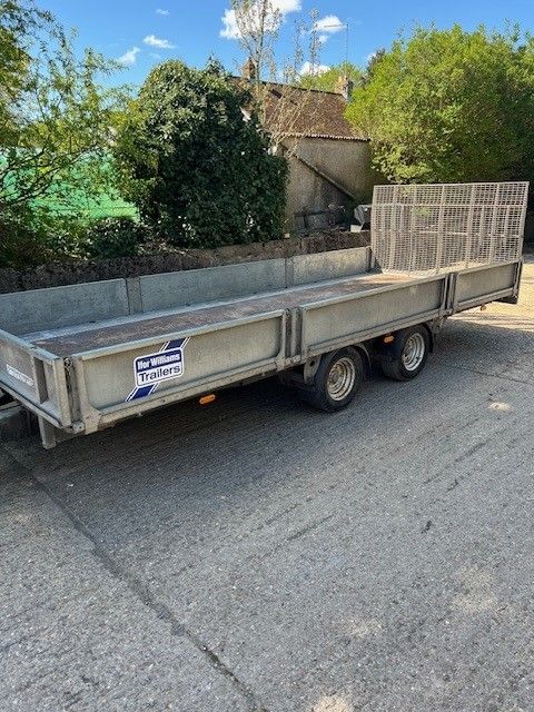 2015 - TB5021-352 - 16 X 6'8 - TILTBED