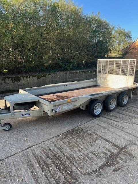 2022 - GX126 TRI AXLE - 12 X 6