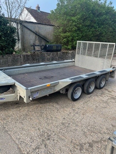 2022 - GX126 TRI AXLE - 12 X 6