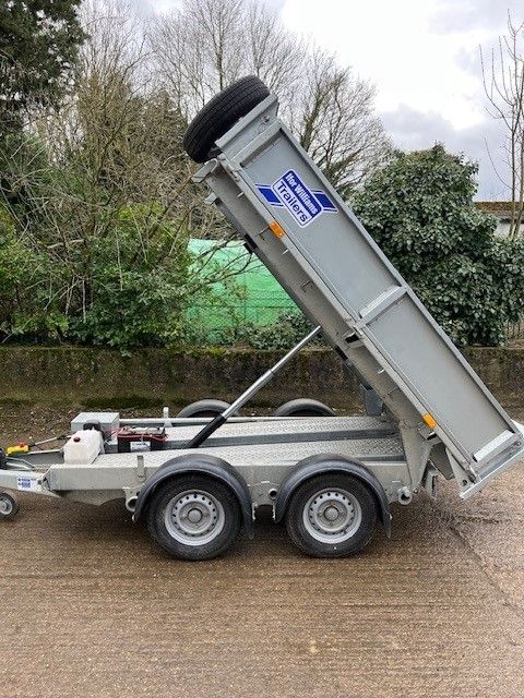 2022 - TT2515 8 X 5 TIPPER