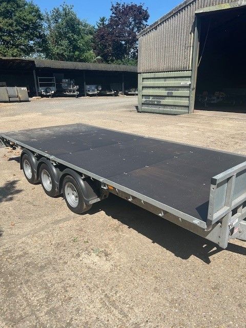 2024 - LM166 TRI AXLE 16 X 6'6 - AS NEW CONDITION