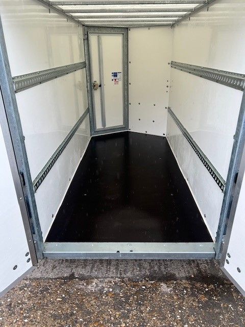 2019 - BV84 SINGLE AXLE - 5FT HEADROOM