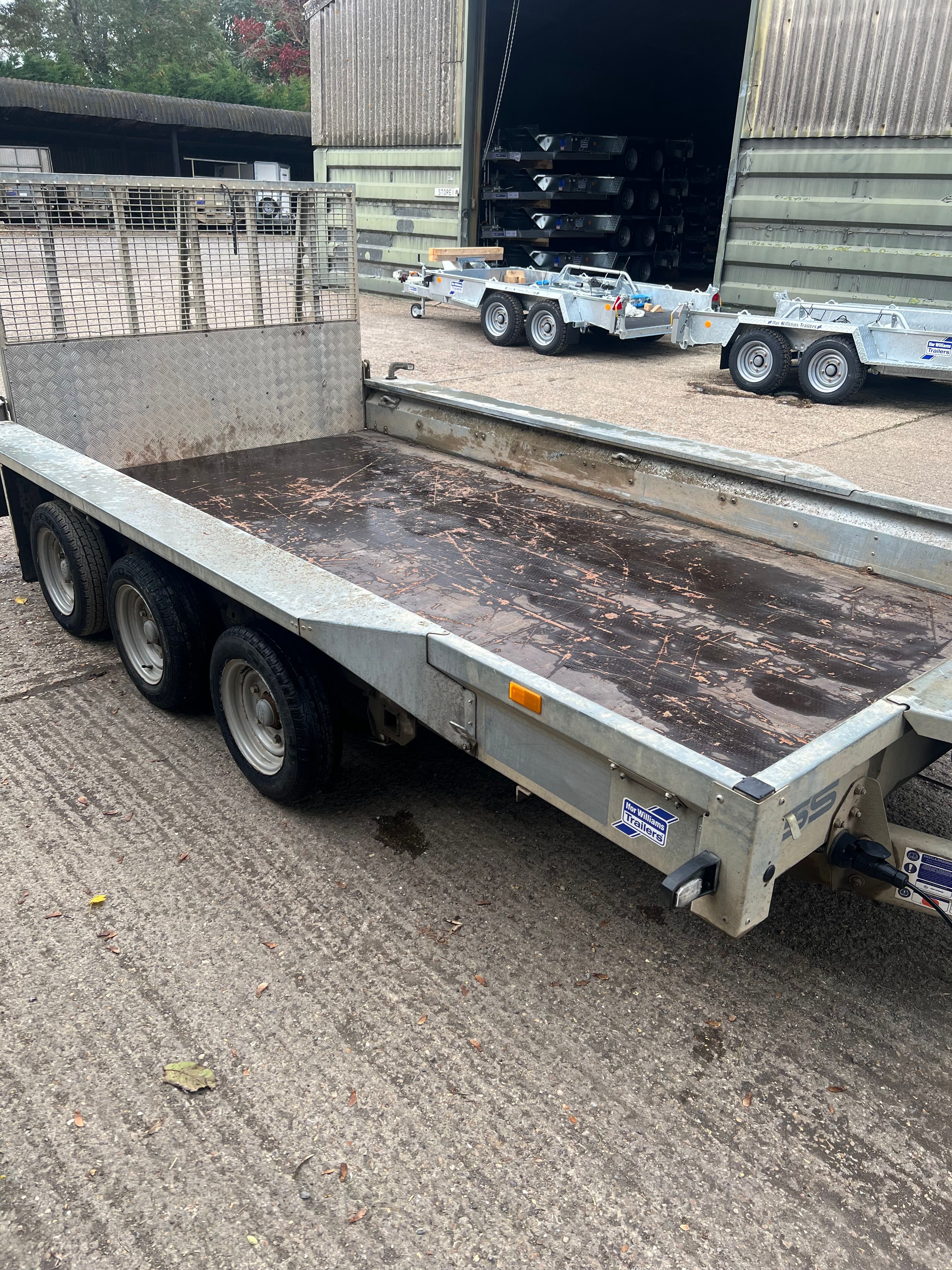 2023 - GX126 TRI AXLE - 12 X 6