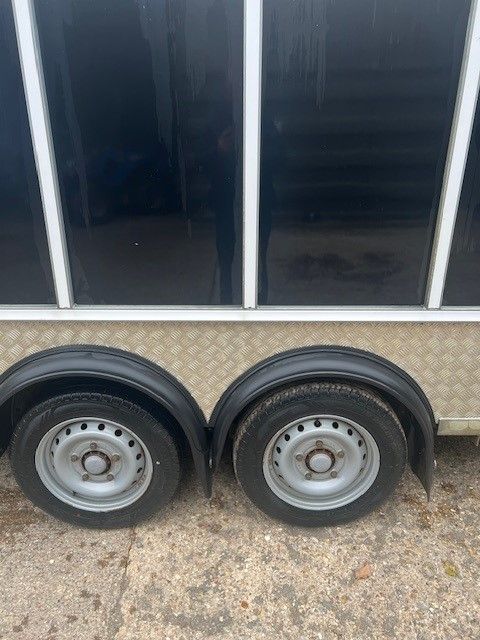 2021 - HB610 - 4 X PARTITIONS