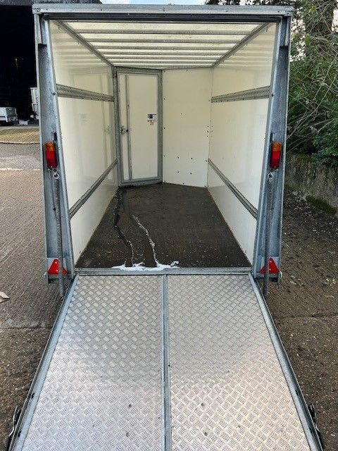 2022 - BV105 10 X 5 6FT HEADROOM RAMP/VAN DOORS