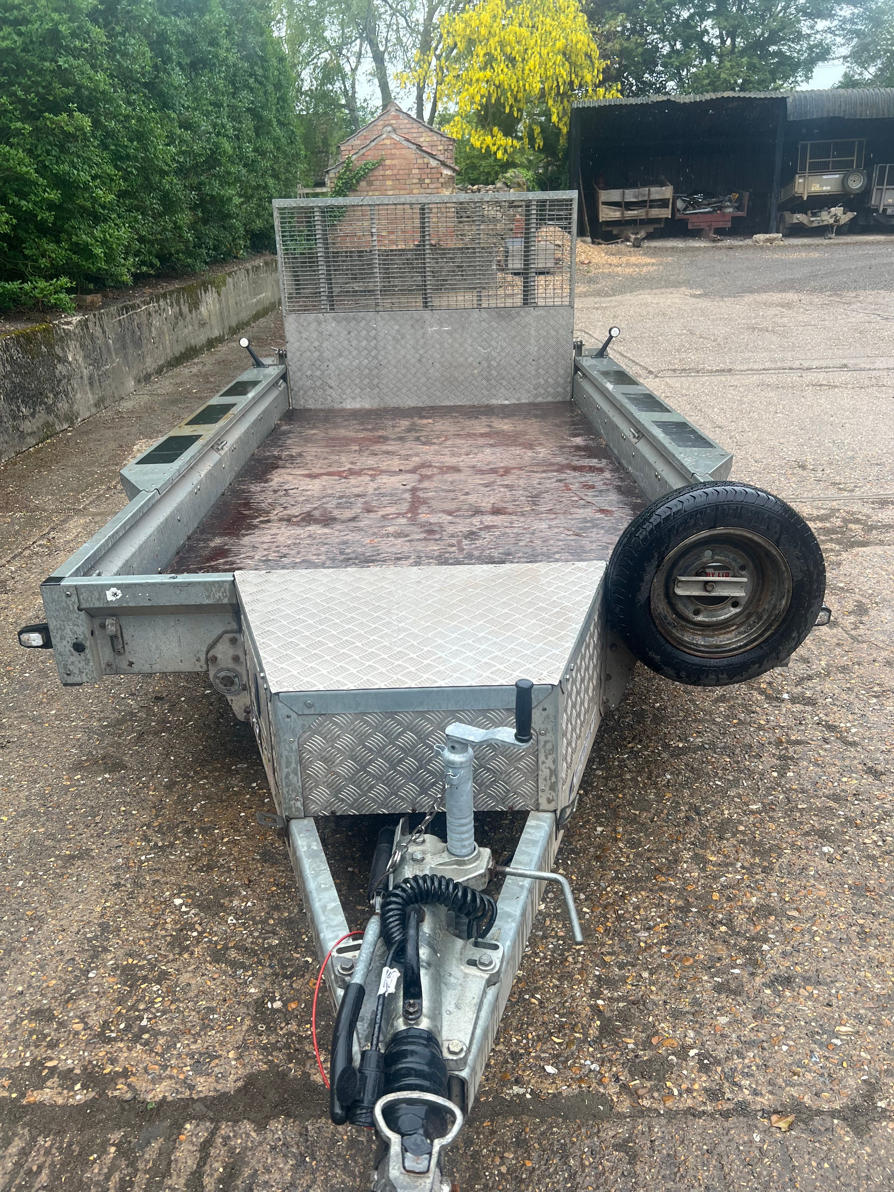 2019 - GX126 TRI AXLE - 12 X 6