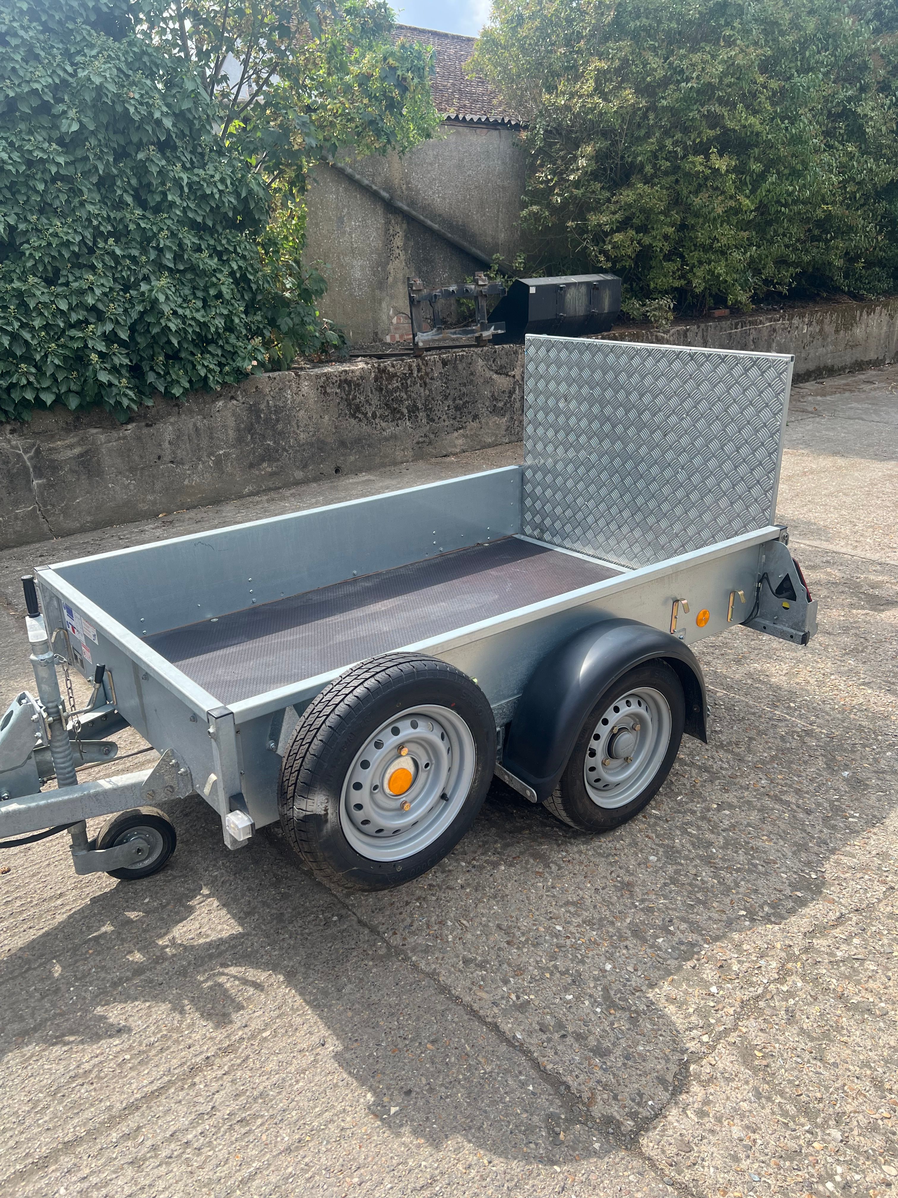 2025 - P6 - 6 X 4 - 1000KG - BRAKED - RARE TRAILER
