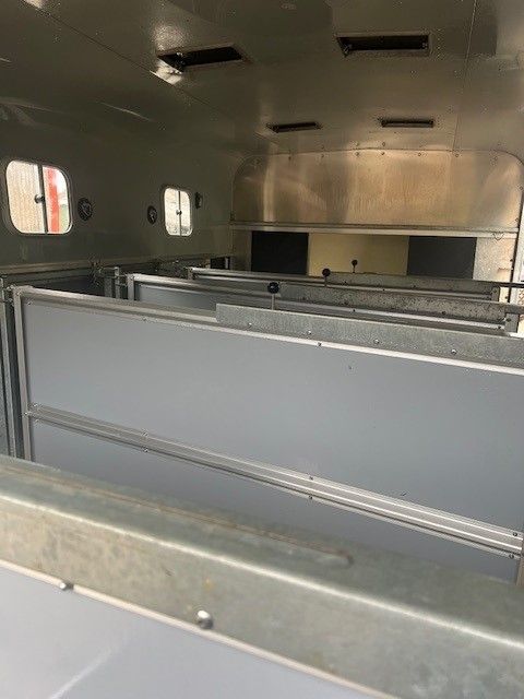 2021 - HB610 - 4 X PARTITIONS