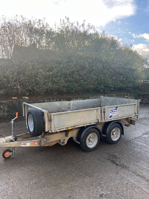 2020 - TT3017 - 10 X 5'6 - TIPPER