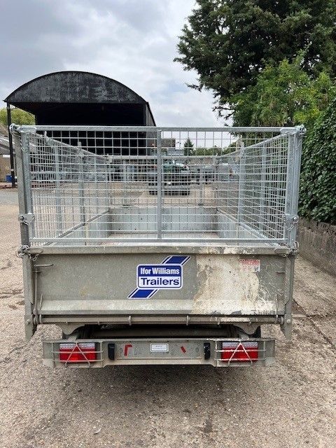 2023 - TT3017 - 10 X 5'6 TIPPER