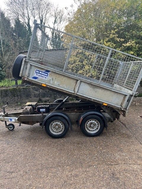 2019 - TT2515 - 8 X 5 - TIPPER