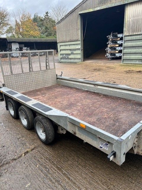 2019 - GX126 TRI AXLE