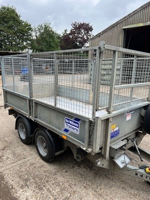 2023 - TT3017 - 10 X 5'6 TIPPER