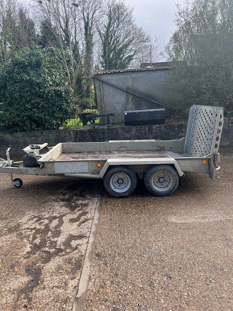 2021 - GH1054 BT 10 X 5'4