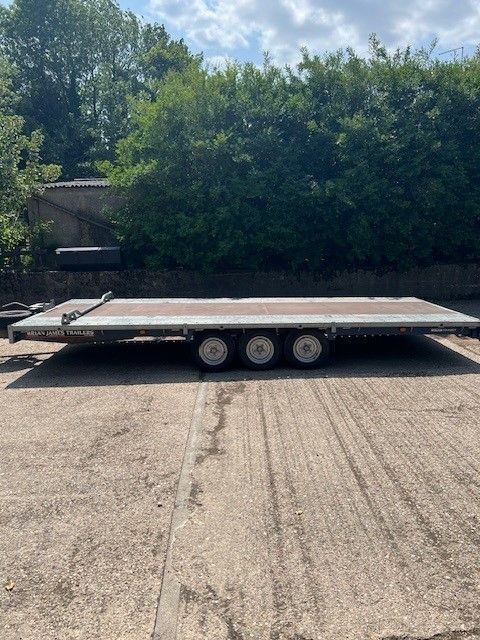 2018 - BRIAN JAMES CARGO CONNECT TILTBED TRI AXLE 18 X 7