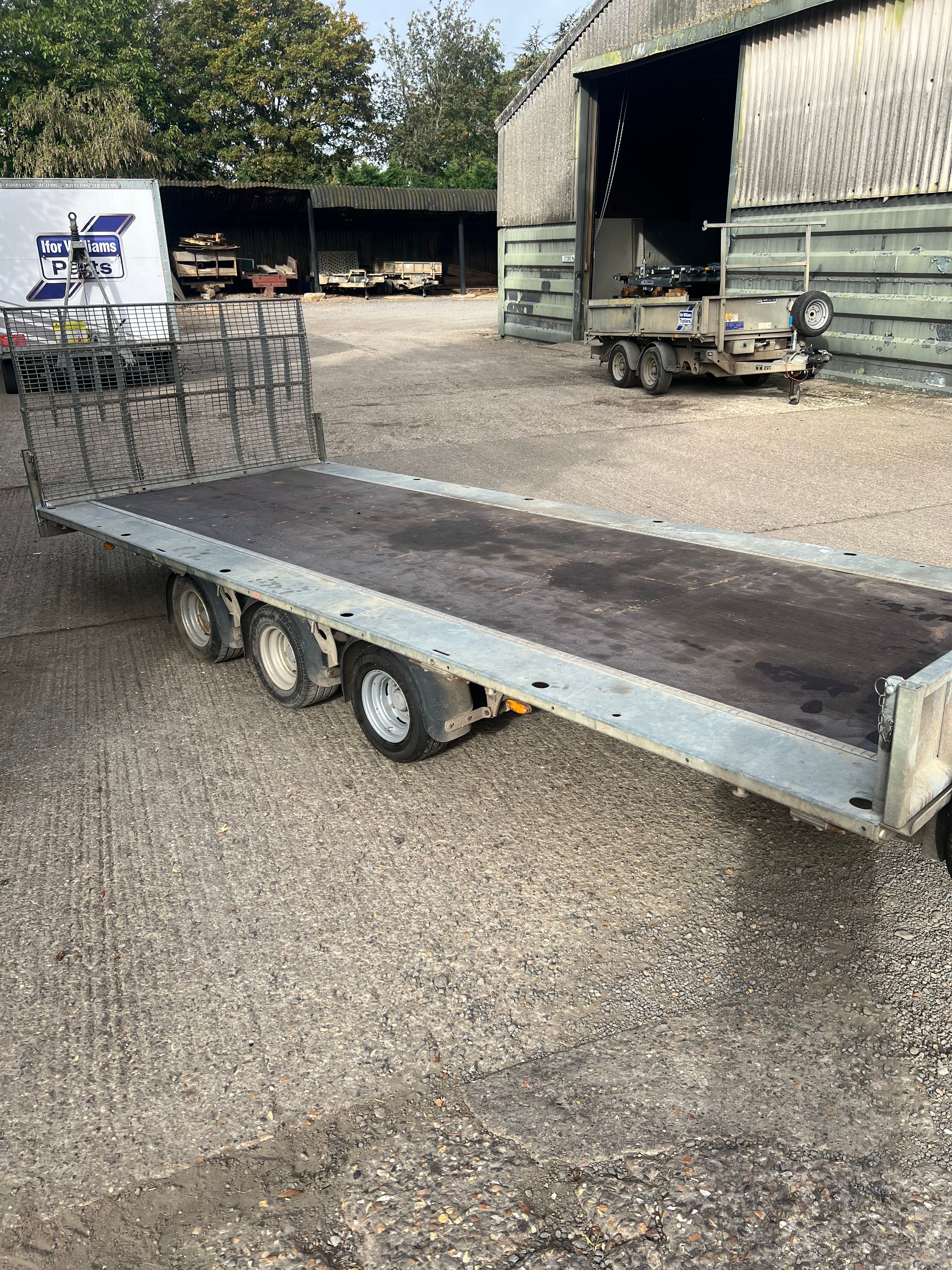 2018 - TB5021-353 - 16 X 6'8 - TILTBED - TRI AXLE