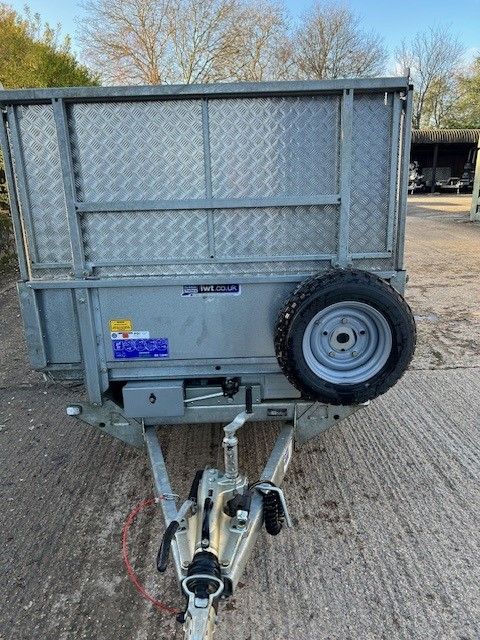 2024 - TT3017 - 10 X 5'6 - TIPPER