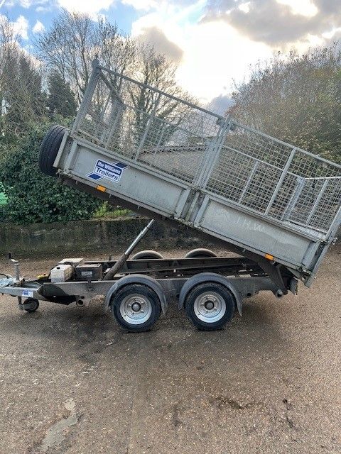 2015 - TT3017 - 10 X 5'6 - TIPPER