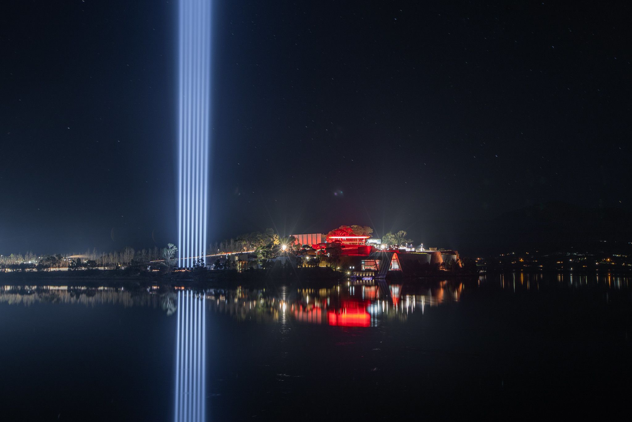 Ryoji Ikeda: Spectra | Mona