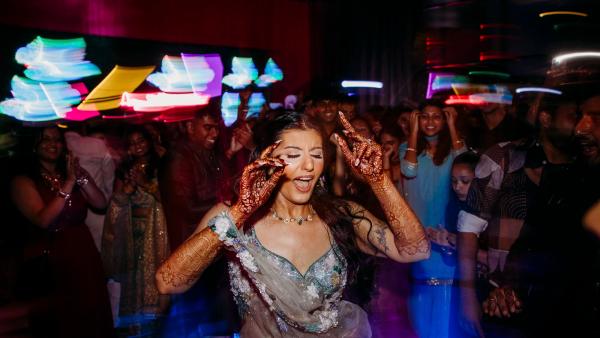 Wedding DJ vs Live Band: A Bay Area Cost and Vibe Comparison