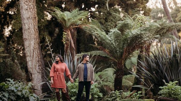 Bay Area Wedding Photography Engagement Sessions: Where, When, and What to Wear