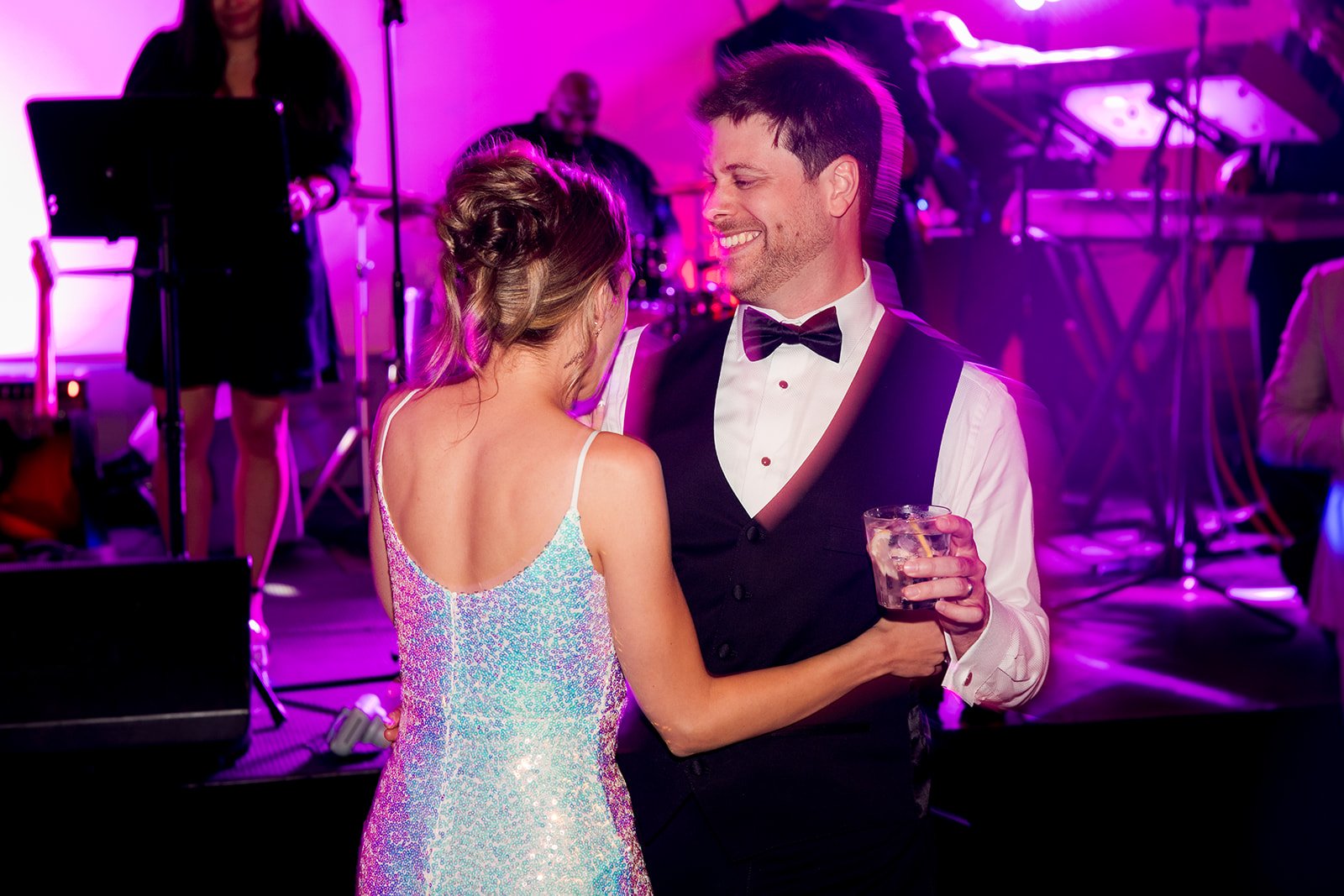Wedding Reception Outfit Changes: A Timing and Budget Guide
