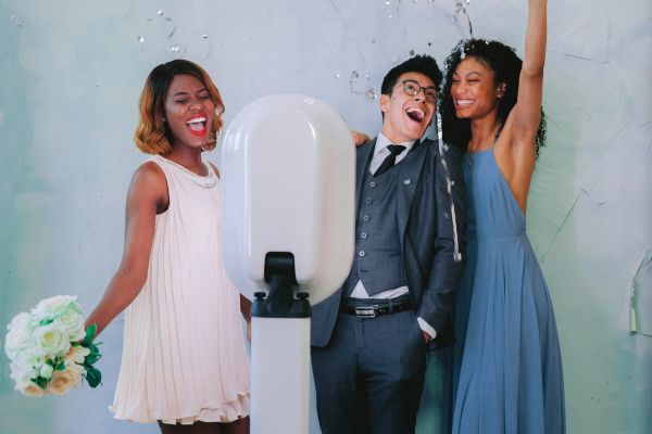 Magical Moments Mirror Photobooth gallery photo 1