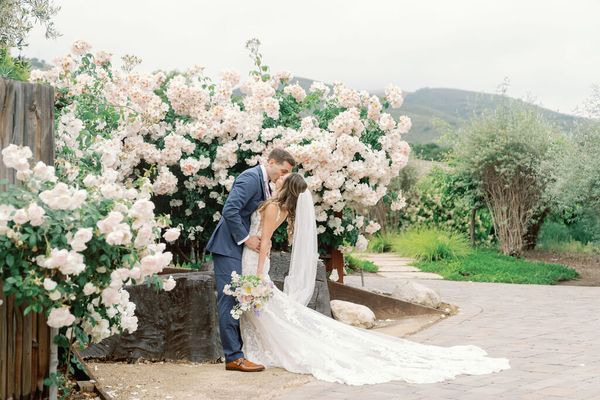 Amy West Floral Design gallery photo 4