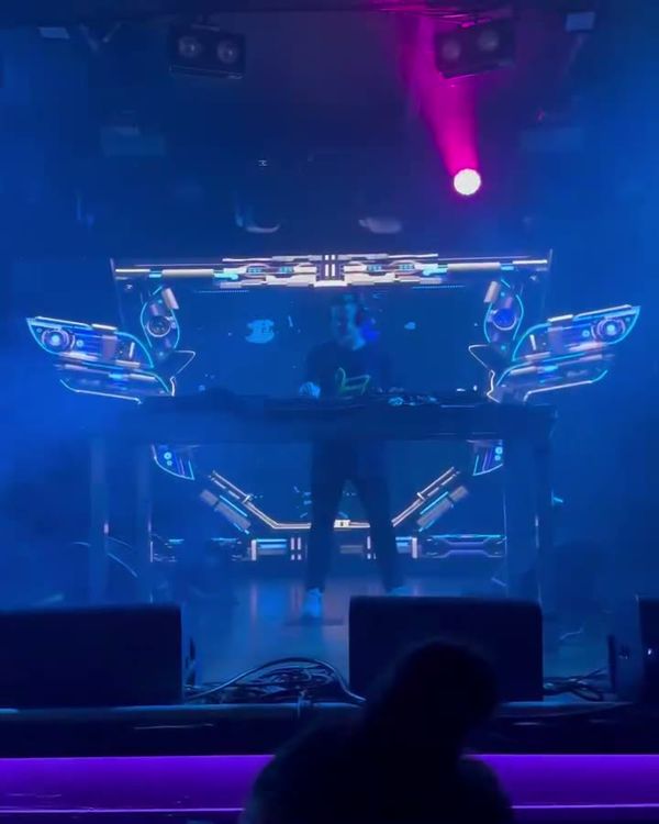 DJ Alphire gallery photo 4