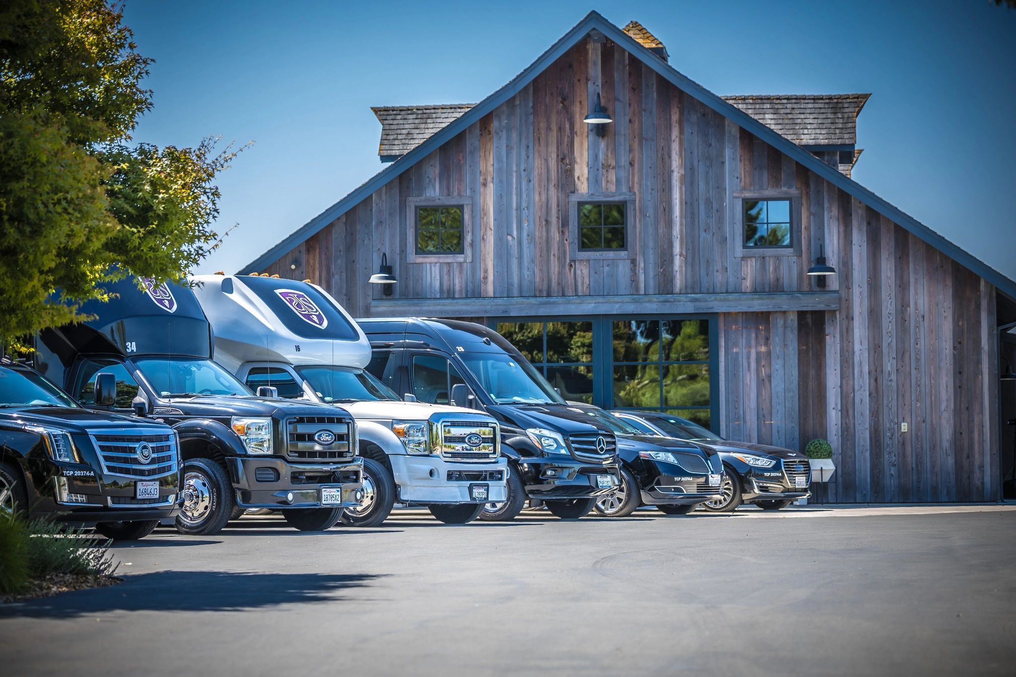 Sonoma Sterling Limousines and Party Buses cover photo
